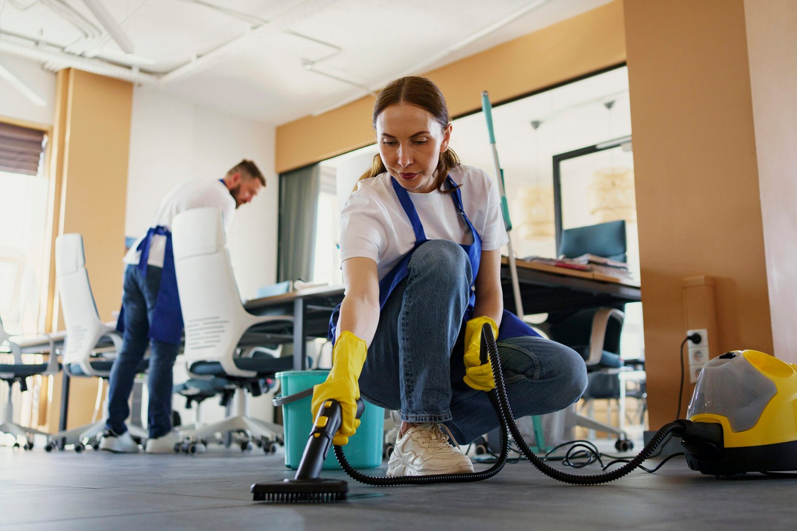 The Ultimate Guide to Choosing Housekeeping Services in Canada